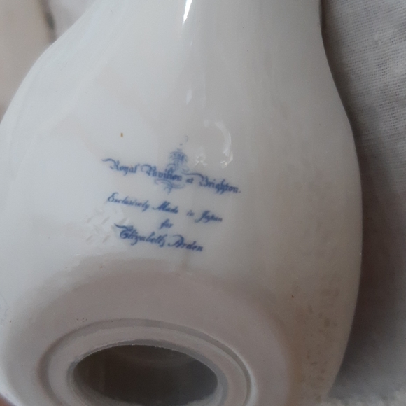 Soap Dish and Pomander Elizabeth Arden✨Host Pick✨ - Picture 11 of 11